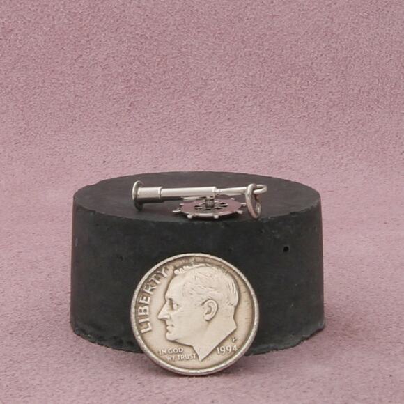 sterling silver vintage 3d spinning ship helm & telescope charm pendant - Picture 3 of 3